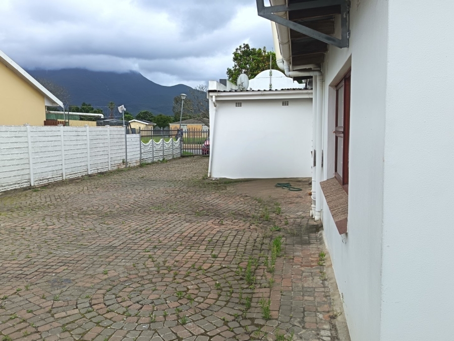 5 Bedroom Property for Sale in George East Western Cape